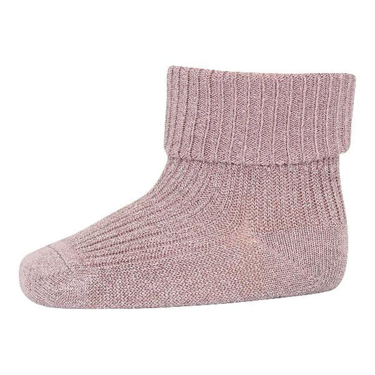 Soft bamboo lilac ankle socks